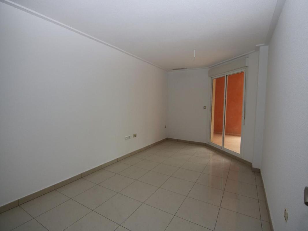 Продажа квартиры на Piso en Las Fuentes - Los Cipreses, Aspe, Аспе
photo 3