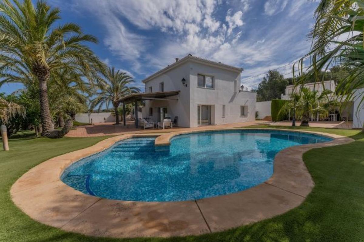 Продажа отдельного шале в Casa o chalet en Partida Salinetes Baixes, 1, Petrer, Петрер photo 1