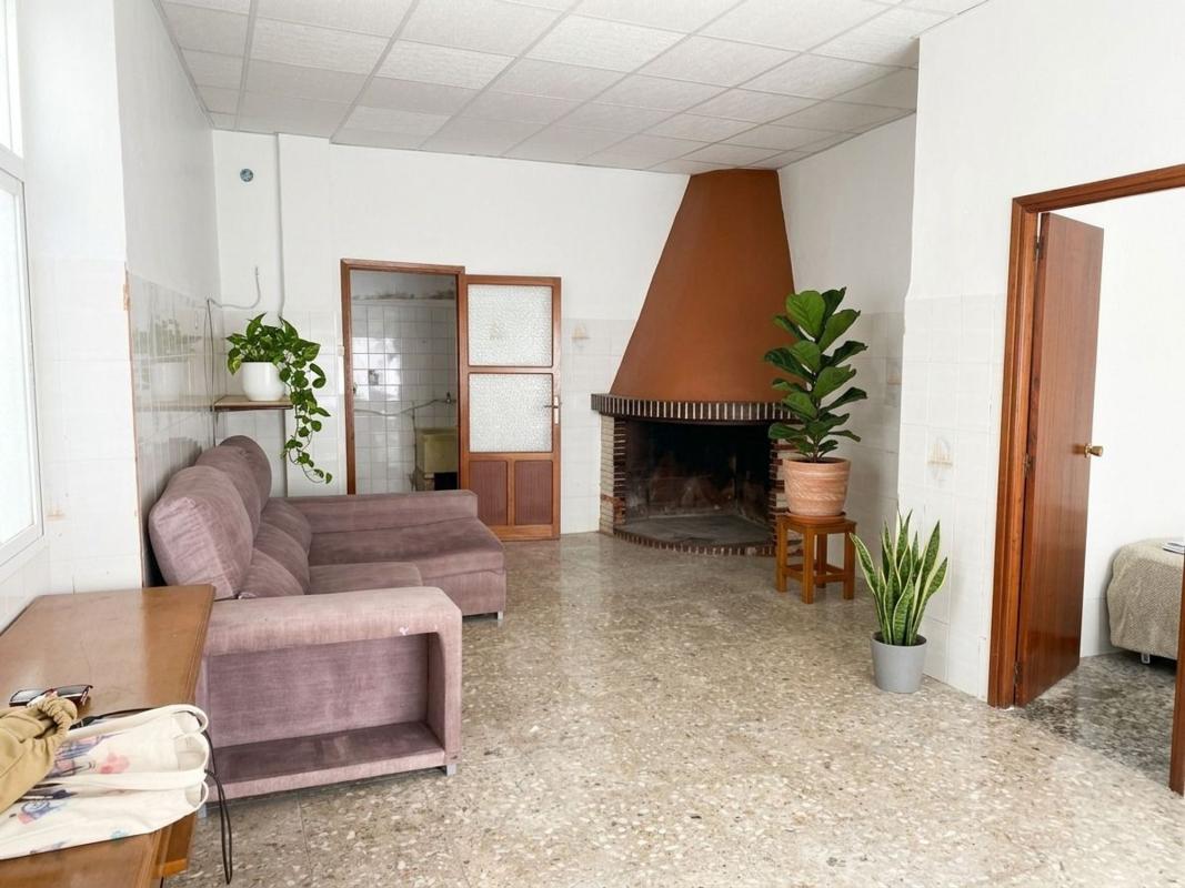 Properties for sale and rent in Spain photo 1