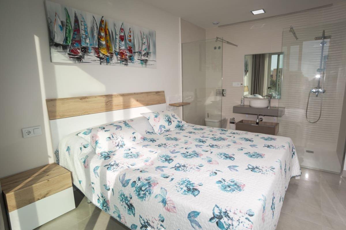 Sale of apartment in Piso en Cala de Finestrat, Finestrat, Finestrat
photo 3
