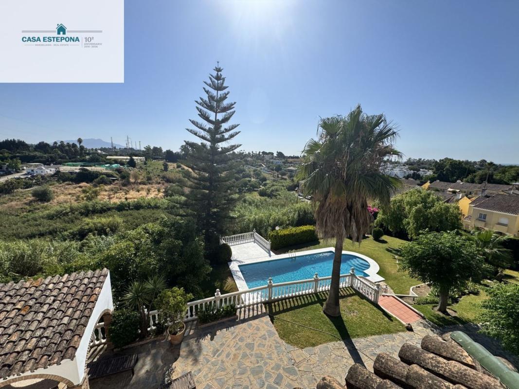 Sale of independent chalet in Casa o chalet en Lomas de Arroyo Judío, Estepona Golf, Estepona, Estepona
photo 3