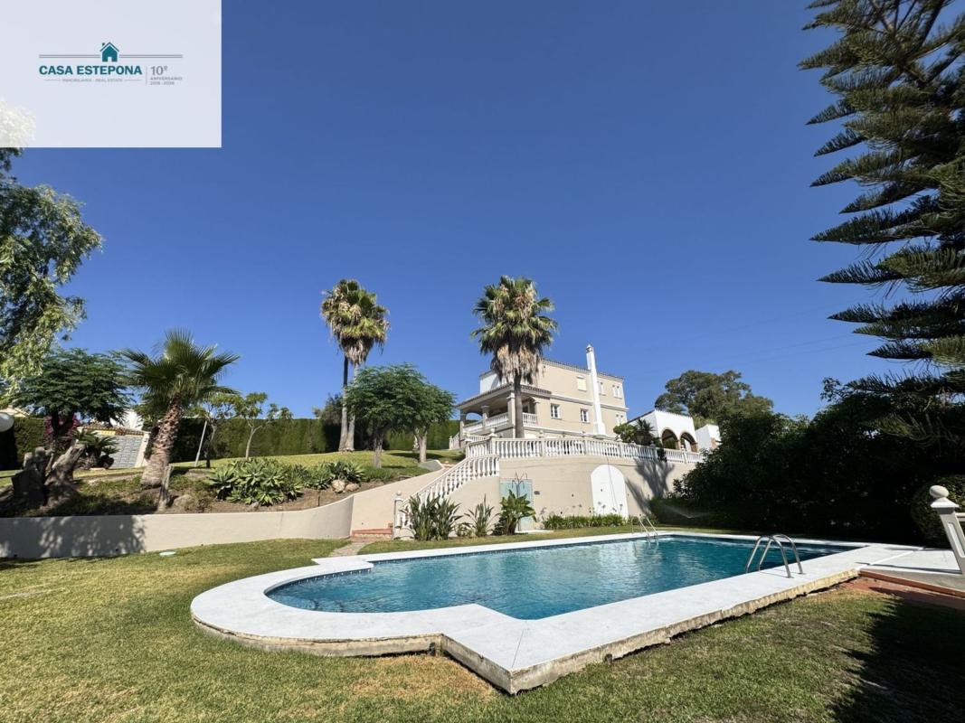 Sale of independent chalet in Casa o chalet en Lomas de Arroyo Judío, Estepona Golf, Estepona, Estepona
photo 5