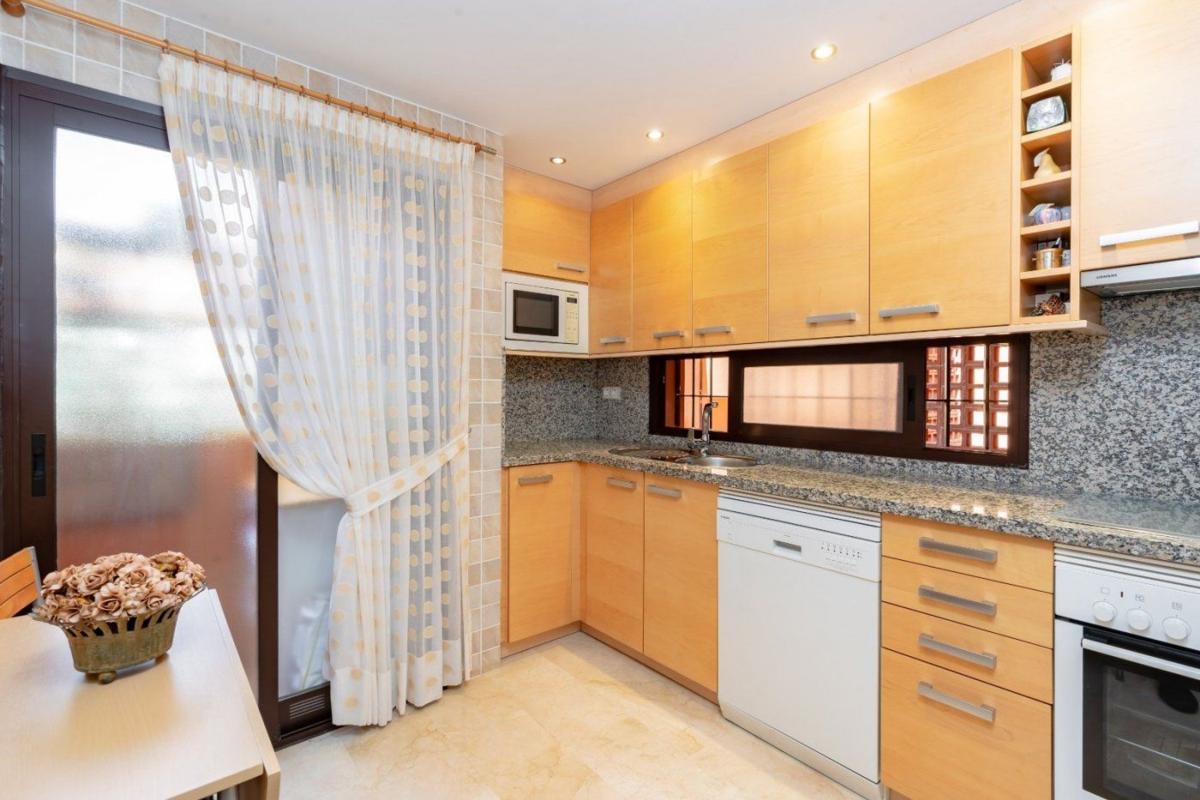 Venta de piso en Piso en Torre la Sal s/n, Buenas Noches, Estepona, Estepona
 photo 2