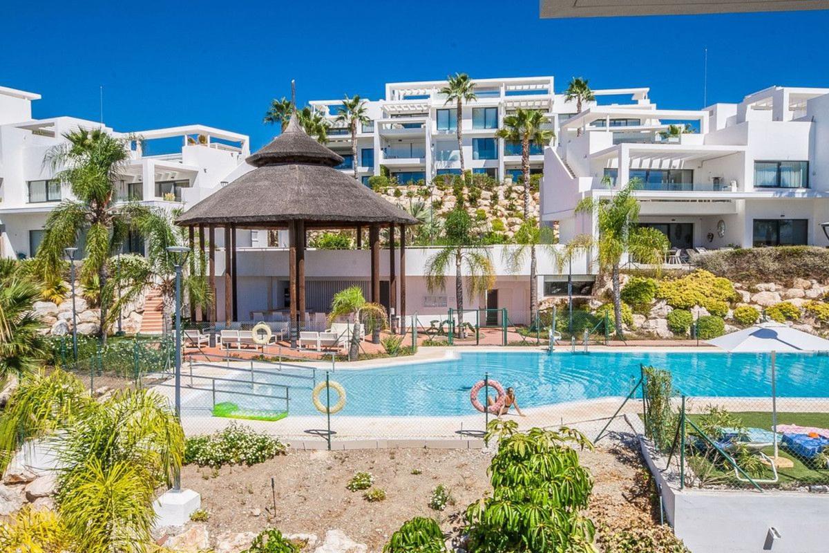 Venta de duplex en Dúplex en Lugar Urbanizacion Capanes del Golf, 1 s, La Alquería, Benahavís, Benahavís photo 3