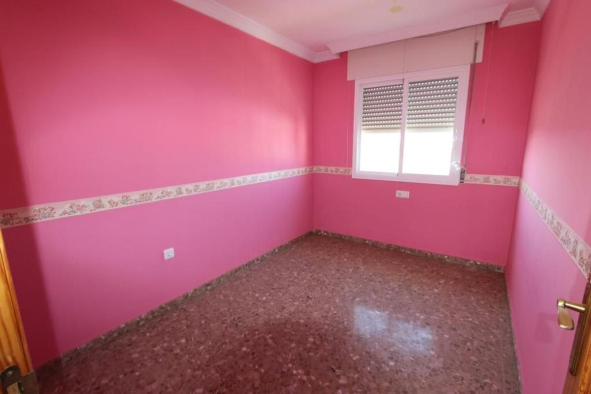 Sale of apartment in Piso en Calle Carlos Cano, Los Olivos, Vélez-Malaga, Vélez-Málaga
photo 3