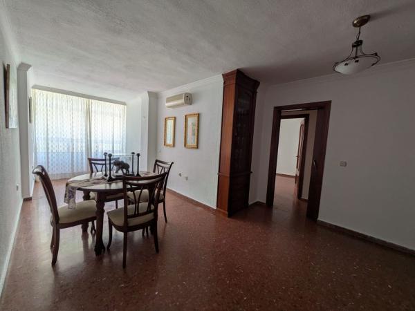 Sale of flat in Piso en la princesa huelin, 1, Centro Histórico, Málaga, Málaga
 photo 1