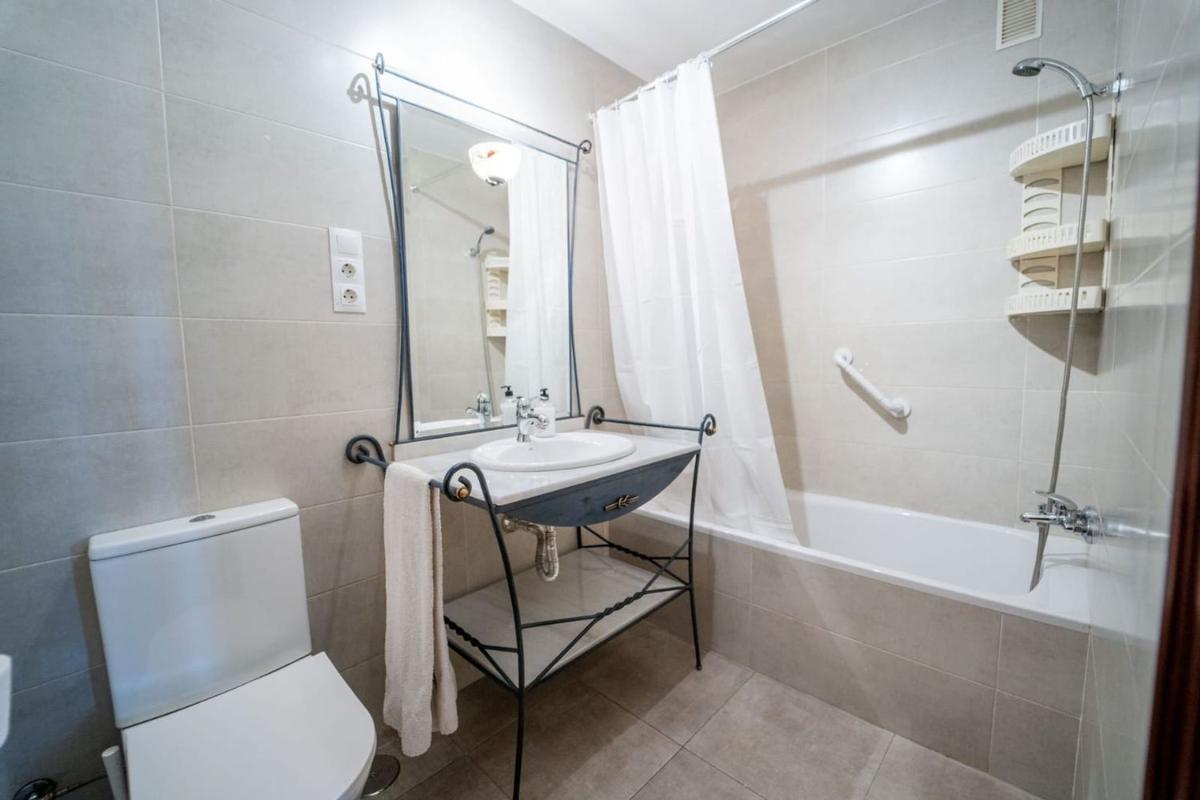 Sale of apartment in Piso en la princesa huelin, 1, Centro Histórico, Málaga, Málaga
 photo 5