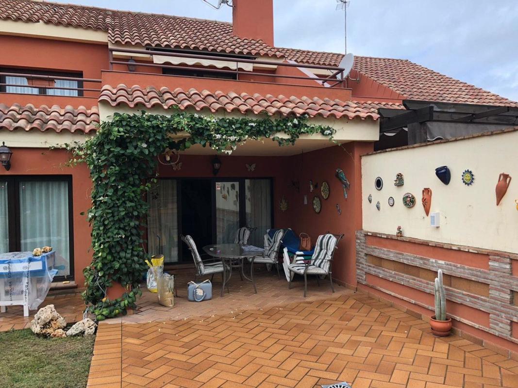 Properties for sale and rent in Spain photo 1
