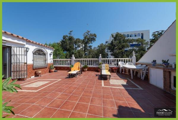 Casa o chalet independiente en Avenida Salvador Allende, El Palo, Málaga photo 2