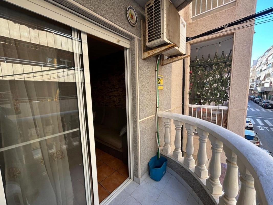 Продажа квартиры на Piso en Calle Beniajan, El Acequión, Torrevieja, Торревьеха
photo 2