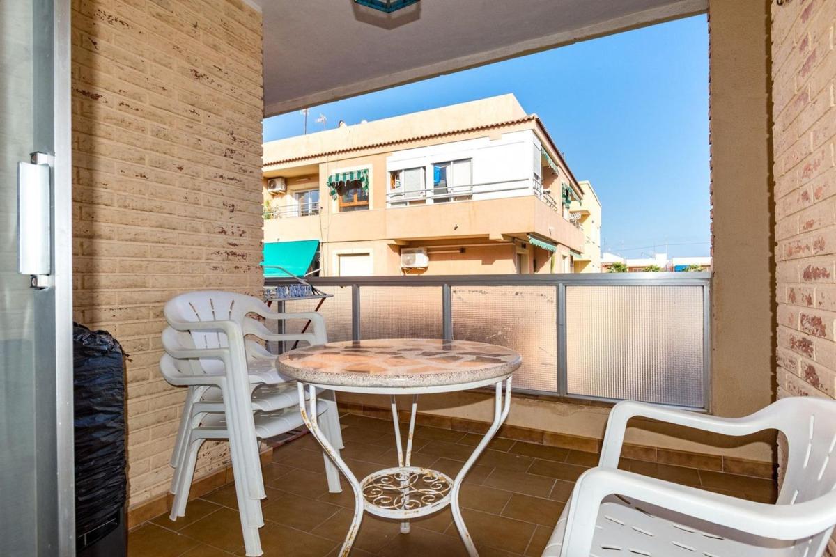 Sprzedaż mieszkania w Piso en Playa de los Náufragos, Torrevieja, Torrevieja
photo 3