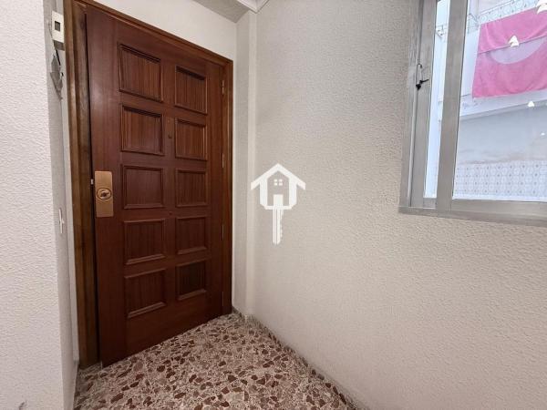 Продажа квартиры на Piso en Calle Bono Guarner, Santo Domingo, Alicante / Alacant, Аликанте / Алакант
 photo 2
