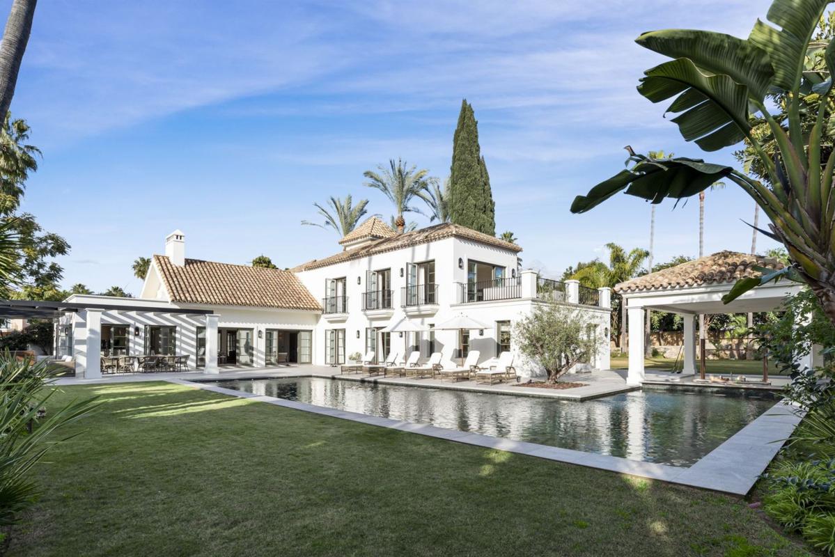 Properties for sale and rent in Spain photo 1