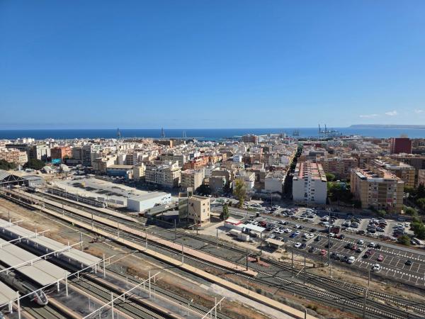 Продажа квартиры на Piso en Calle Benasau, Santo Domingo, Alicante / Alacant, Аликанте / Алакант
thumbnail 2