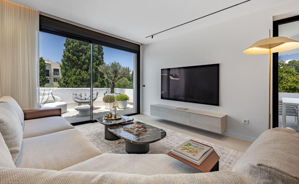 Venta de duplex en Dúplex en Lugar Urbanizacion Fuentes del Rodeo, 5 C, Puerto Banús, Marbella, Marbella photo 4