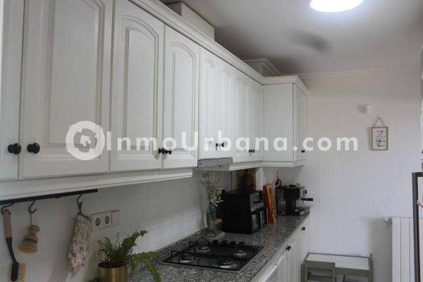Chalet adosado en Avenida del Mediterráneo, Monforte del Cid photo 3
