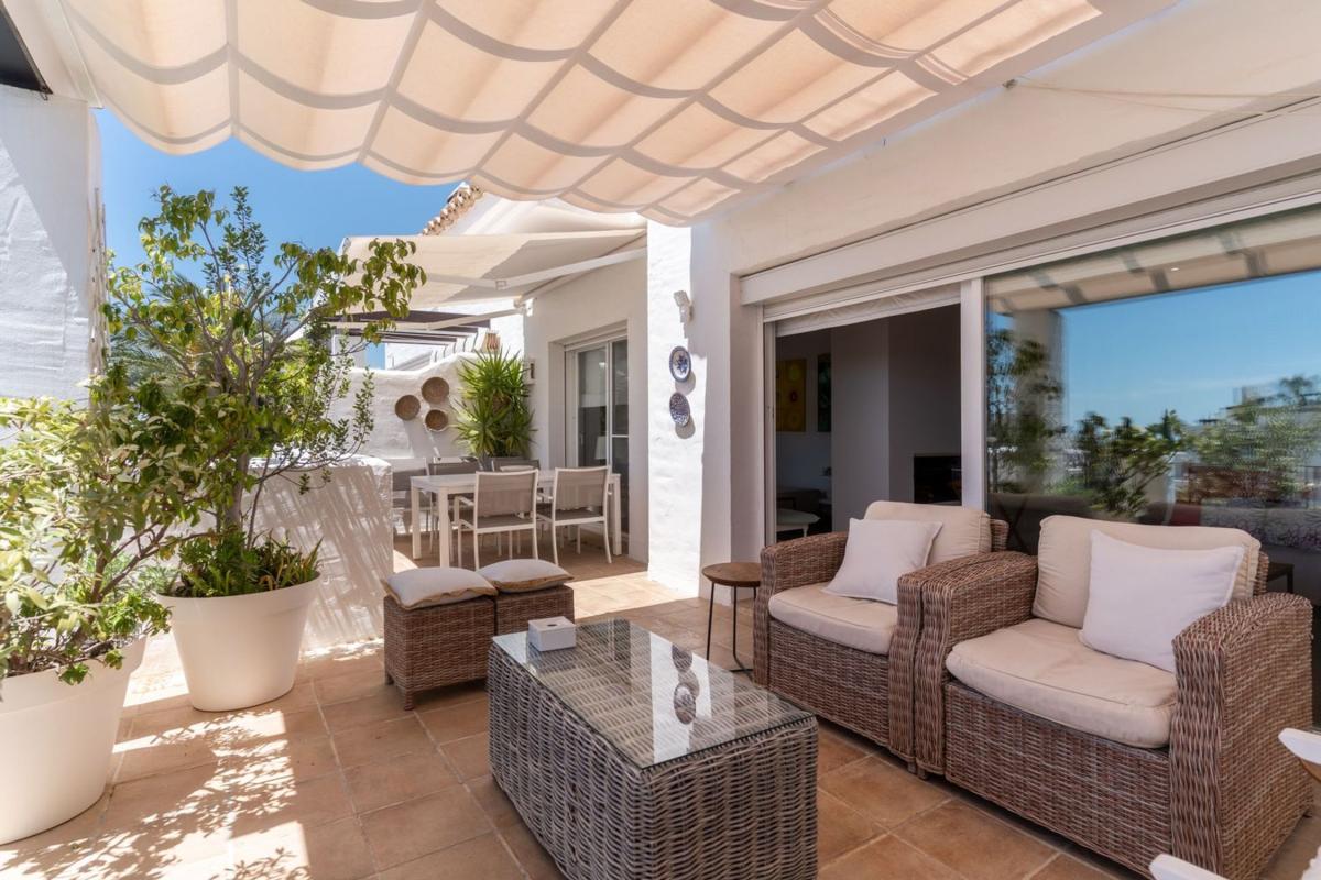Duplex sale in Dúplex en Calle Artemisa, Los Naranjos, Marbella, Marbella photo 2