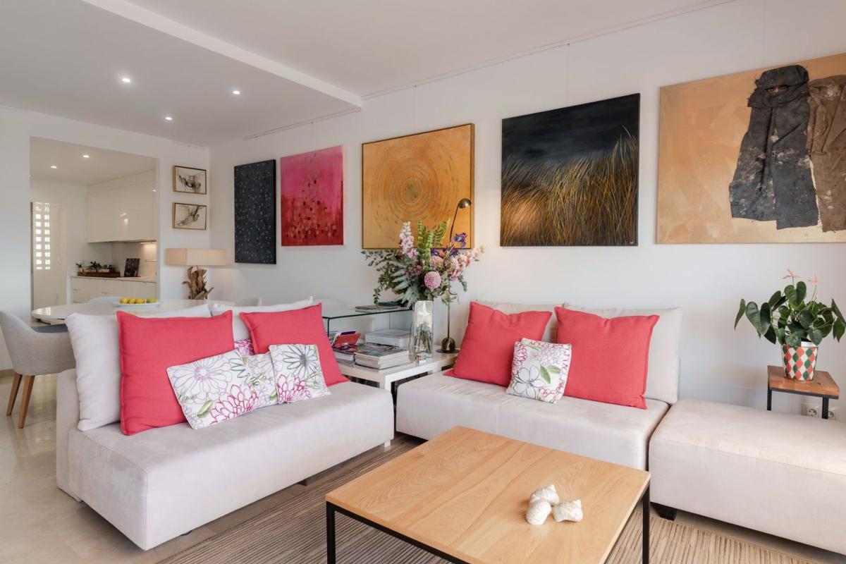 Duplex sale in Dúplex en Calle Artemisa, Los Naranjos, Marbella, Marbella photo 3