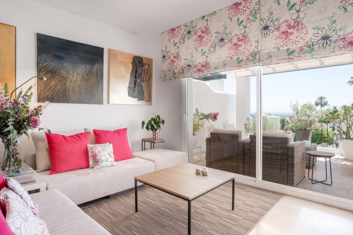 Duplex sale in Dúplex en Calle Artemisa, Los Naranjos, Marbella, Marbella photo 4