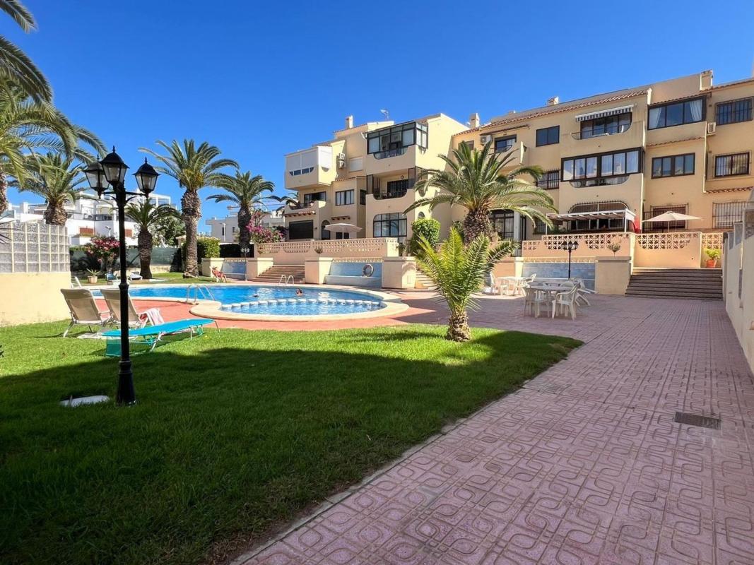 Sprzedaż mieszkania w Piso en Torreblanca, Torrevieja, Torrevieja
photo 4