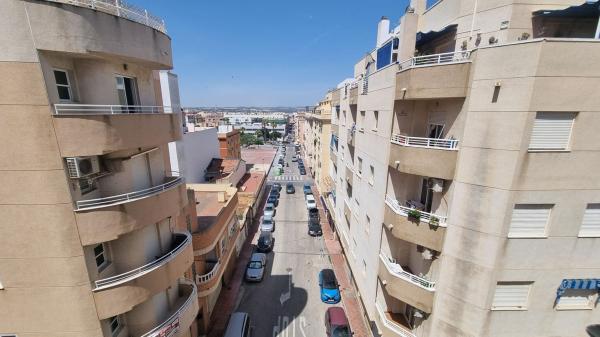 Sale of flat in Piso en Calle Clemente Gosalvez, 74, El Molino, Torrevieja, Torrevieja
 photo 1