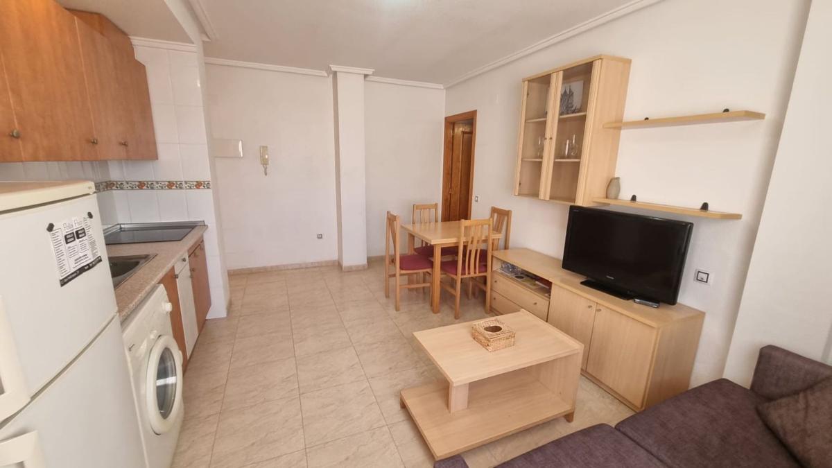 Продажа квартиры на Piso en Calle Clemente Gosalvez, 74, El Molino, Torrevieja, Торревьеха
photo 4
