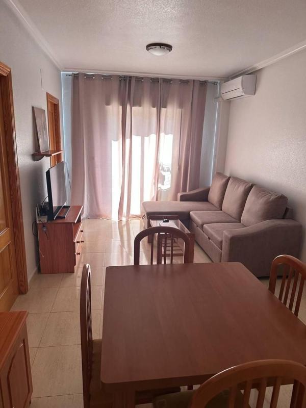 Продажа квартиры на Piso en Calle Maldonado, El Molino, Torrevieja, Торревьеха
photo 4