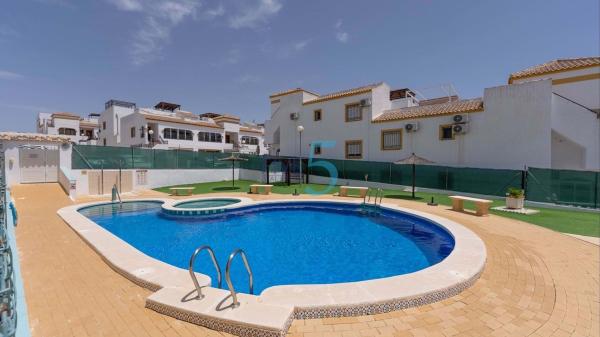 Sale of flat in Piso en Desamparados-Hurchillo-Torremendo, Orihuela, Orihuela
 photo 4