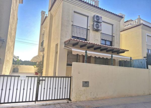 Casa o chalet independiente en Panorama-Sierramar, Gran Alacant photo 4