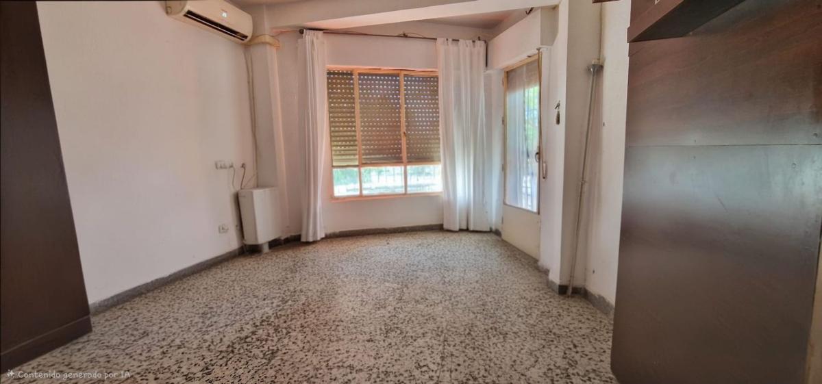 Venta de piso en Piso en Calle Enrique del Castillo Pez, El Cuartón - Heliomar, Málaga, Málaga
 photo 3