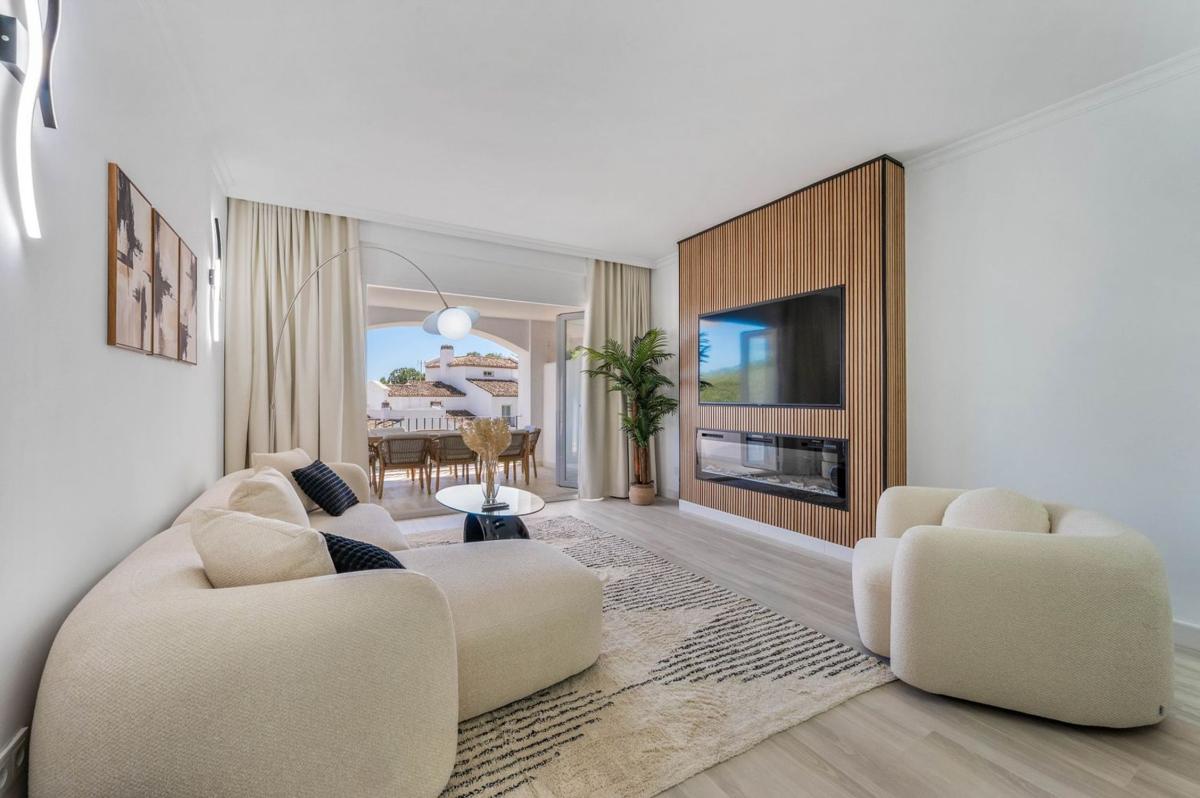 Venta de piso en Piso en Calle Diego de Almagro, La Quinta, Benahavís, Benahavís
photo 3