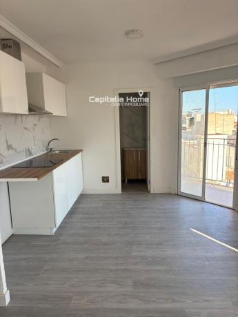 Venta de piso en Piso en Calle Mariano Benlliure, Centro, Santa Pola, Santa Pola
photo 1