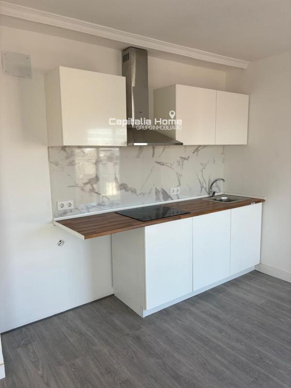 Venta de piso en Piso en Calle Mariano Benlliure, Centro, Santa Pola, Santa Pola
photo 3