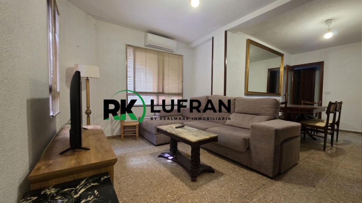 Sale of apartment in Piso en Calle de Benefactora Remedios Uriarte, Carolinas Altas, Alicante / Alacant, Alicante
photo 1