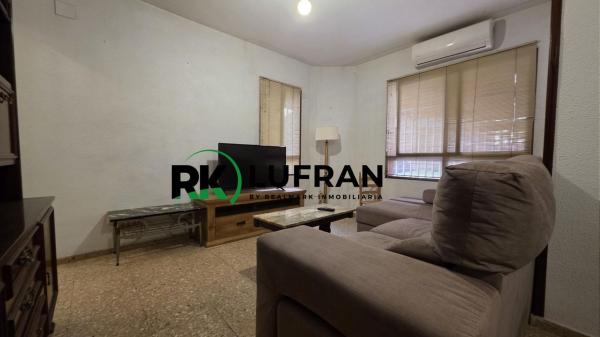 Sale of flat in Piso en Calle de Benefactora Remedios Uriarte, Carolinas Altas, Alicante / Alacant, Alicante
 photo 4