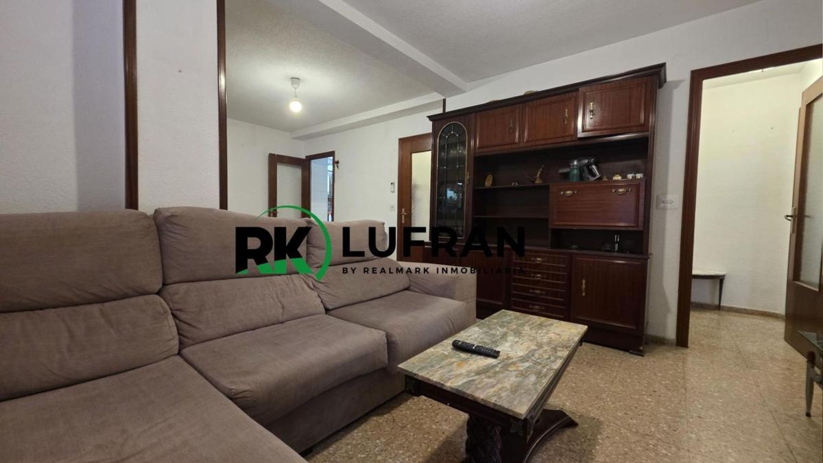Sale of apartment in Piso en Calle de Benefactora Remedios Uriarte, Carolinas Altas, Alicante / Alacant, Alicante
photo 5