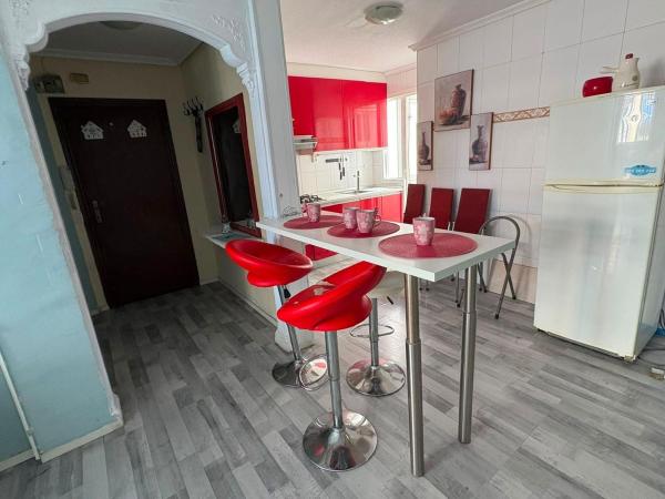 Sale of flat in Piso en Sector V-El Canal, Elche / Elx, Elche / Elx
thumbnail 2