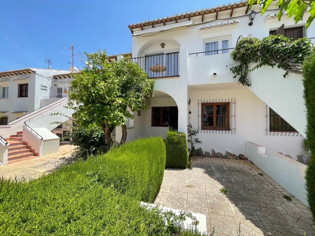Properties for sale and rent in Spain photo 3