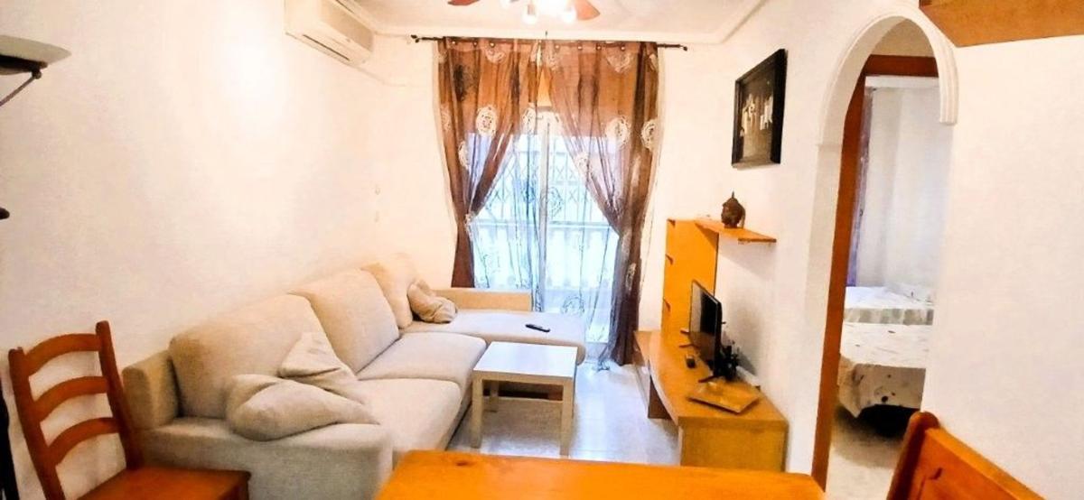 Продажа квартиры на Piso en Avenida de las Habaneras, 80, Playa del Cura, Torrevieja, Торревьеха
photo 1