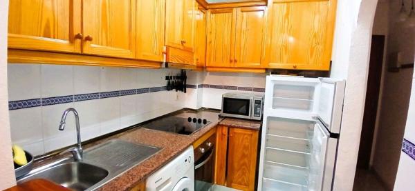 Venta de piso en Piso en Avenida de las Habaneras, 80, Playa del Cura, Torrevieja, Torrevieja
thumbnail 2