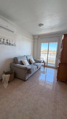 Venta de piso en Piso en Calle los Gases, 22, Avenida Habaneras - Curva de Palangre, Torrevieja, Torrevieja
 photo 4