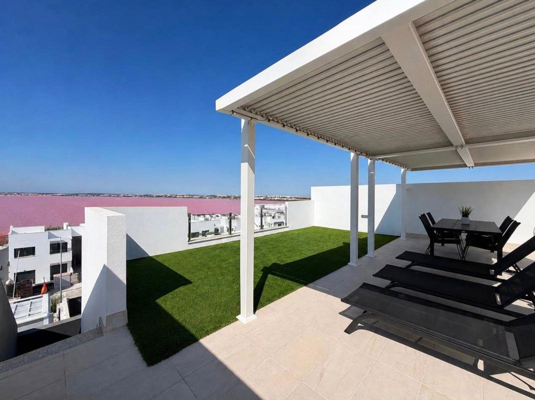 Sprzedaż poddasza w Ático en Avenida de Denia, 3, Los Balcones - Los Altos del Edén, Torrevieja, Torrevieja photo 1
