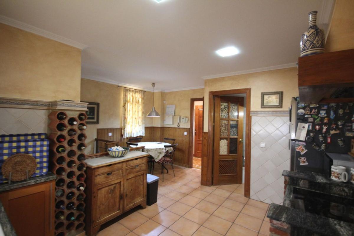 Недвижимость на продажу и в аренду в Испании photo 3