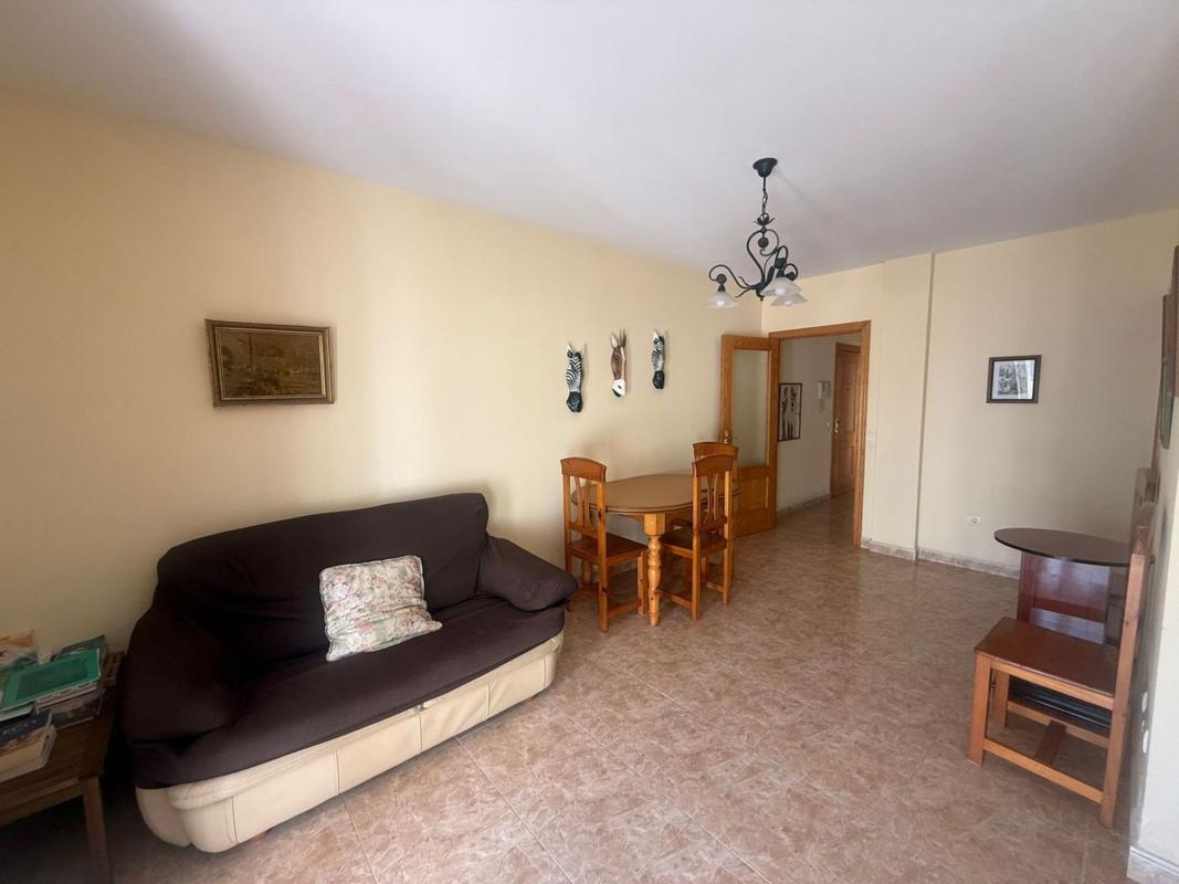 Venta de piso en Piso en Puerto de Estepona, Estepona, Estepona
photo 3