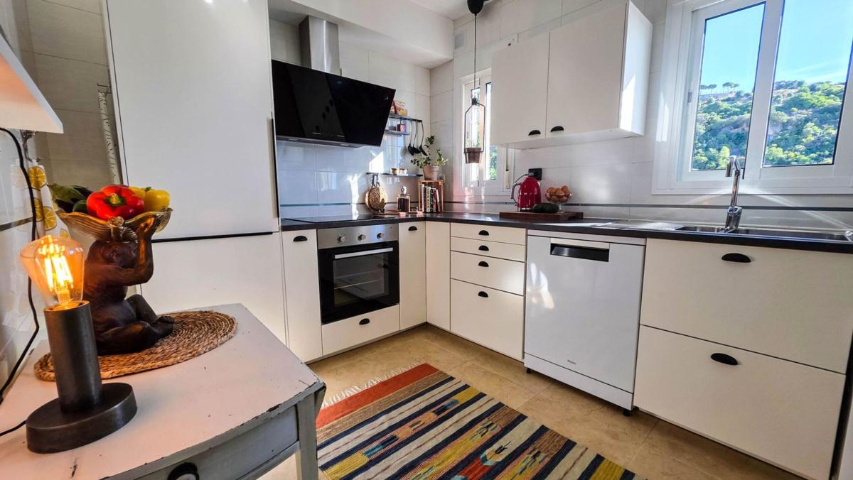 Properties for sale and rent in Spain photo 5