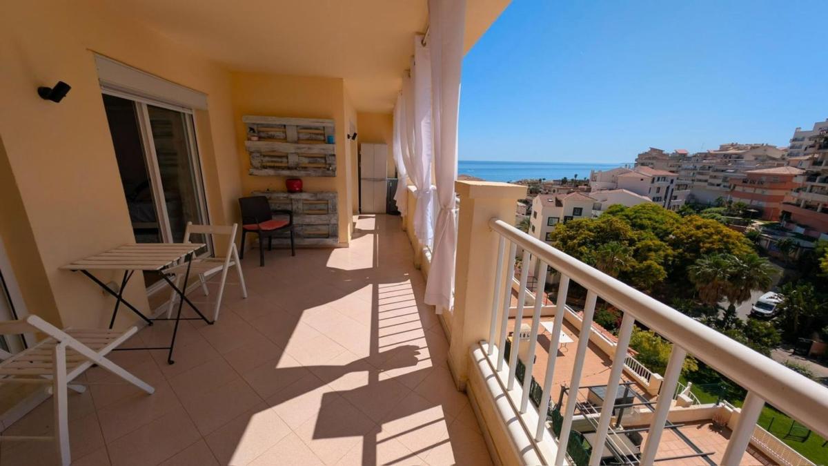 Продажа квартиры на Piso en Calle Ancla, Zona Centro Comercial Torrequebrada, Benalmádena, Бенальмадена
photo 2