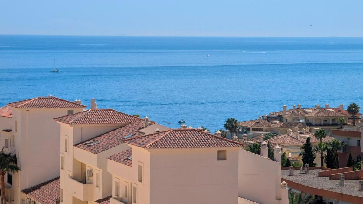 Продажа квартиры на Piso en Calle Ancla, Zona Centro Comercial Torrequebrada, Benalmádena, Бенальмадена
photo 4
