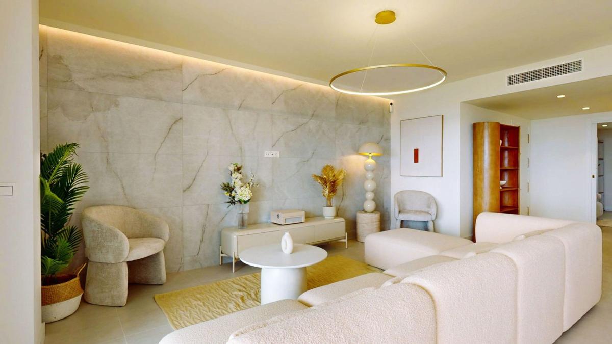 Venta de piso en Piso en Urbanizacion Torre Real Parq el Carmen, Rio Real, Marbella, Marbella
photo 5
