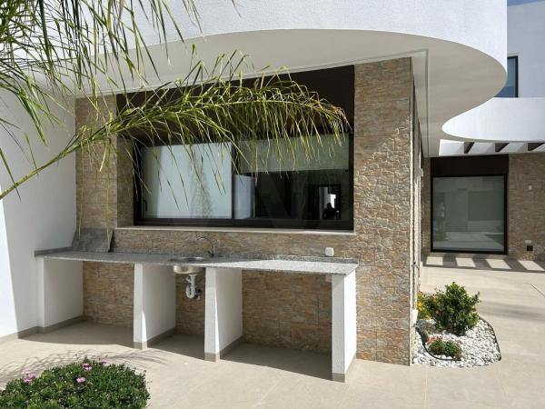 Chalet adosado en Almoradí thumbnail 1