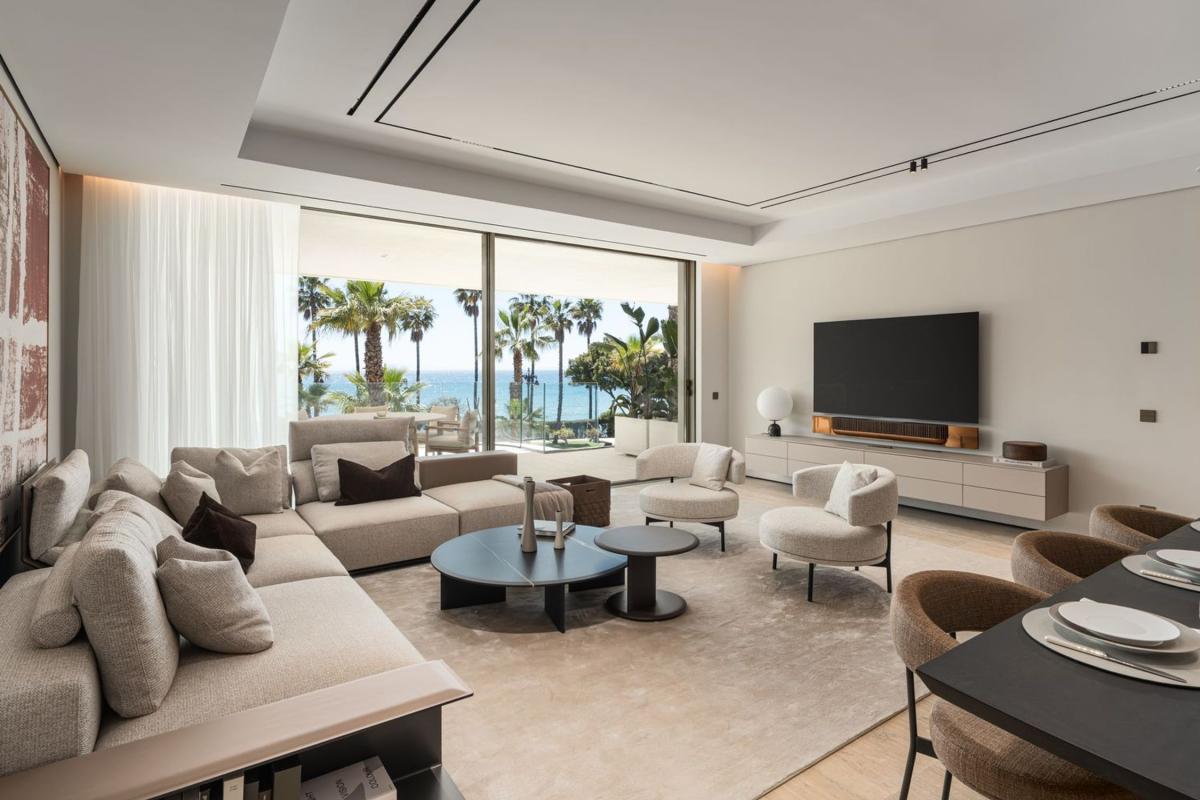 Sale of apartment in Piso en Arrabal Comercial la Cala, 210, Los Llanos, Estepona, Estepona
photo 1